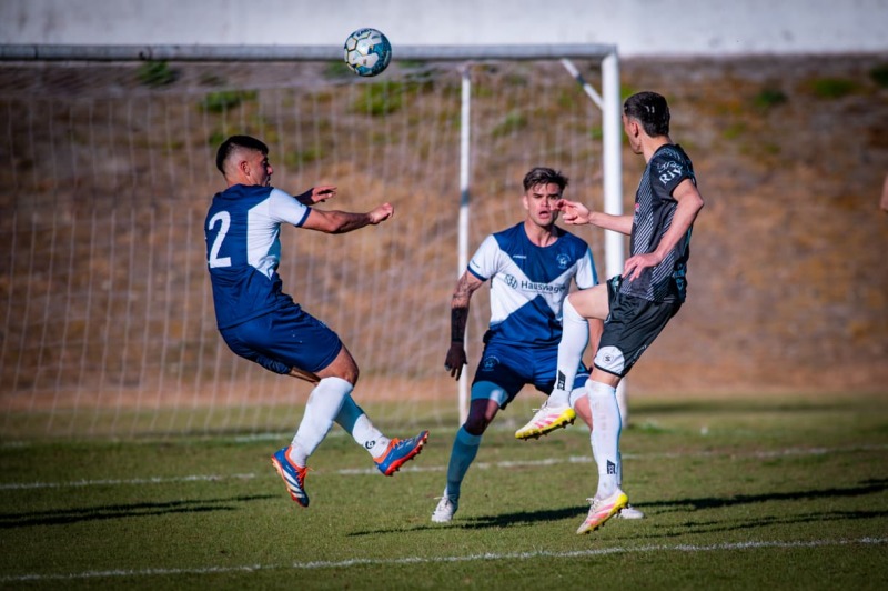 Estudiantes gole� al Fort�n y dio otro paso firme en el Regional